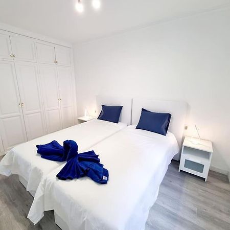 Playa Bastian First Line Of The Sea Apartment กอสตา เตกีสเซ ภายนอก รูปภาพ
