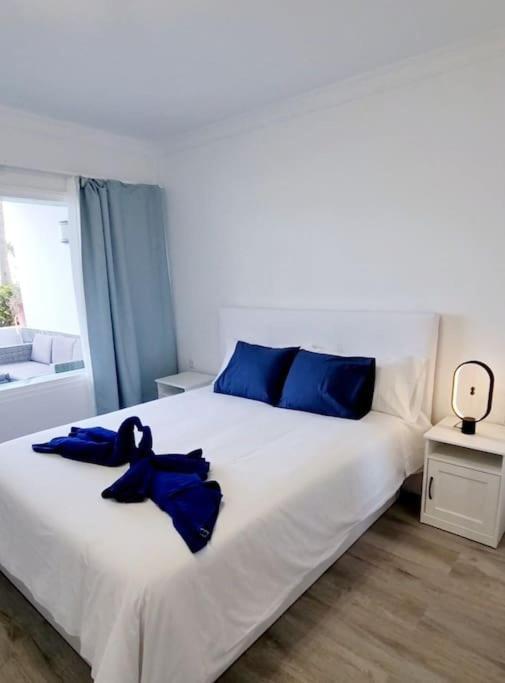 Playa Bastian First Line Of The Sea Apartment กอสตา เตกีสเซ ภายนอก รูปภาพ